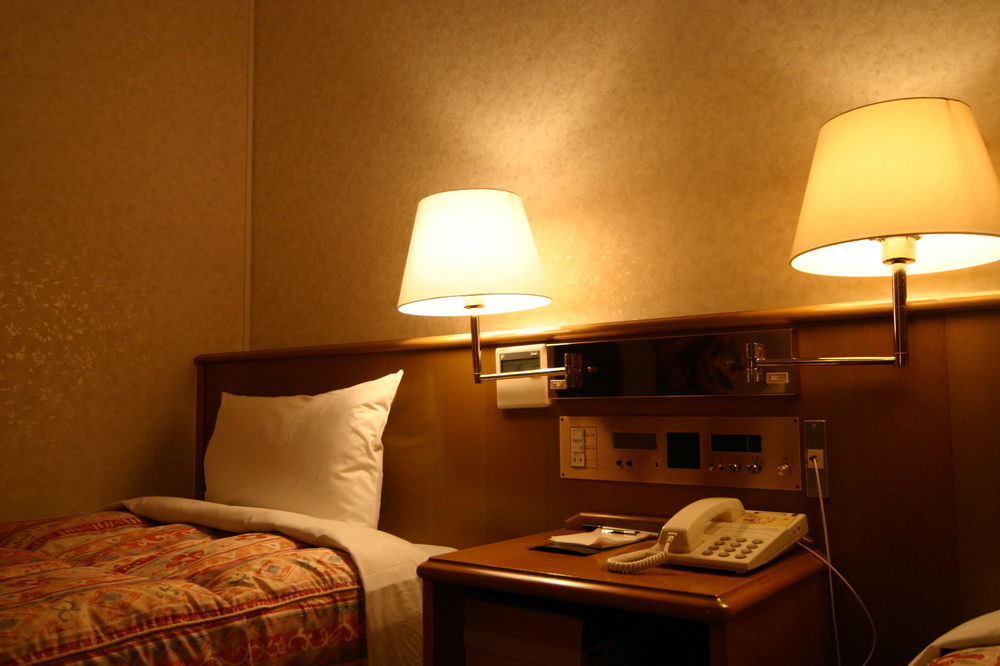 Hotel Maruki Naha Bagian luar foto