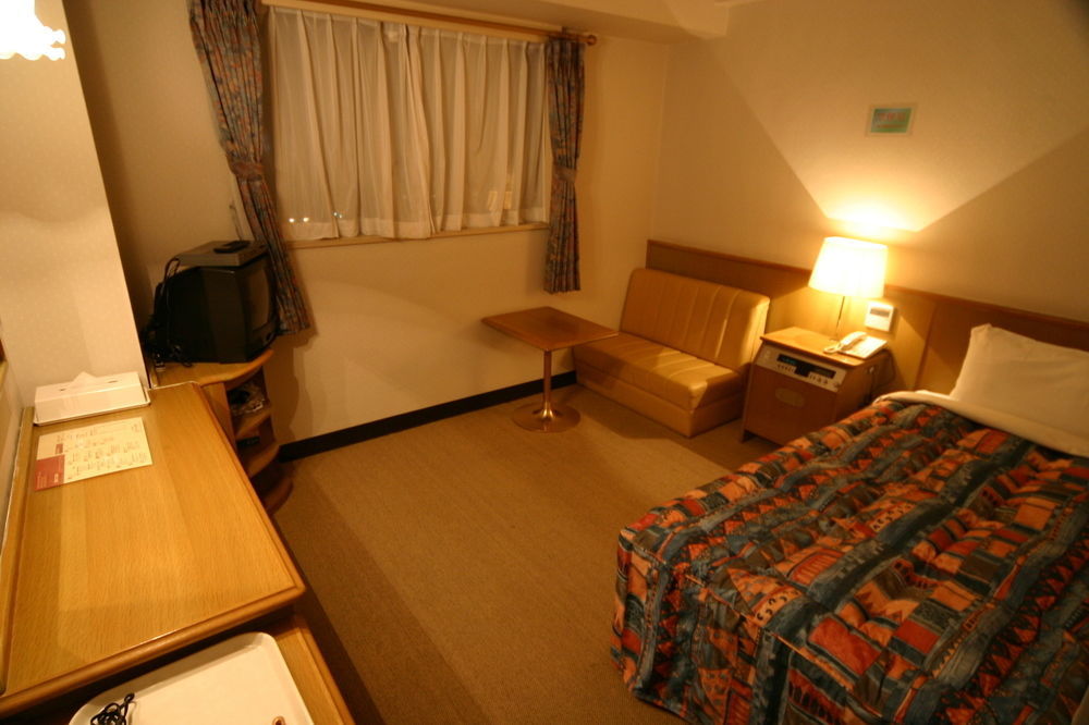 Hotel Maruki Naha Bagian luar foto