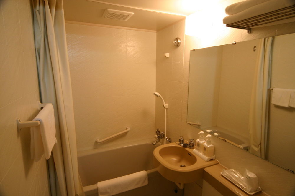 Hotel Maruki Naha Bagian luar foto