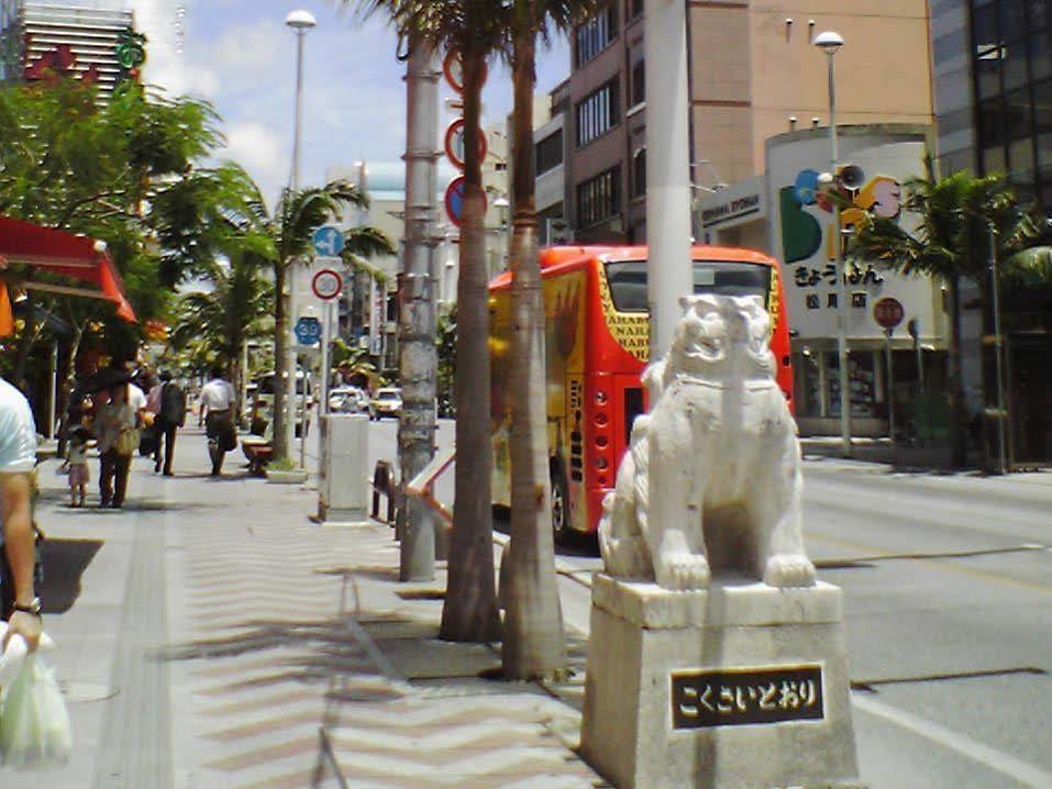 Hotel Maruki Naha Bagian luar foto