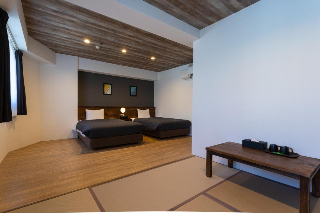 Hotel Maruki Naha Bagian luar foto