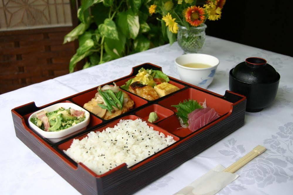 Hotel Maruki Naha Bagian luar foto